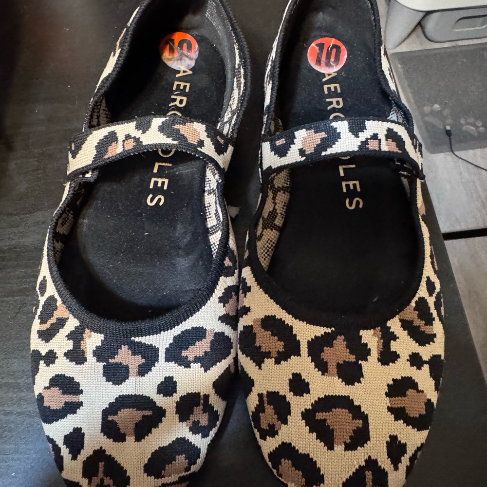 AEROSOLES Leopard-Print Mary Jane Flats in Tan and Black - Picture 3 of 4